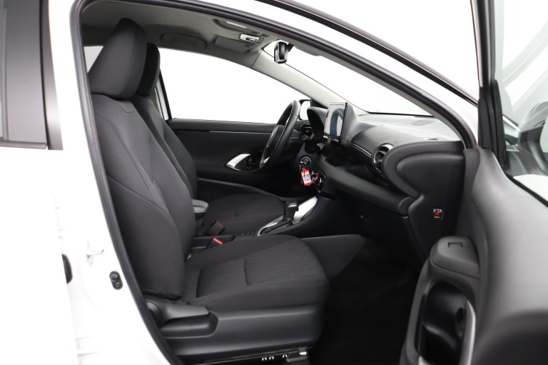 Toyota Yaris - 1.5 Hybrid 115 Bi-Tone 22