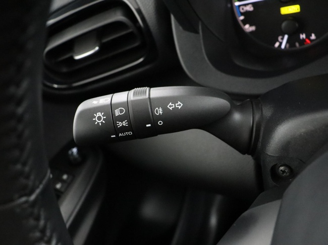 Toyota Yaris - 1.5 Hybrid 115 Bi-Tone