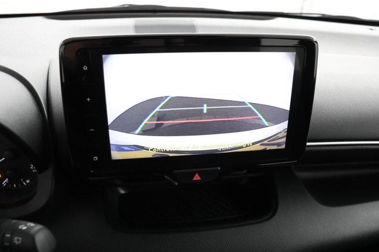 Toyota Yaris - 1.5 Hybrid 115 Bi-Tone 9