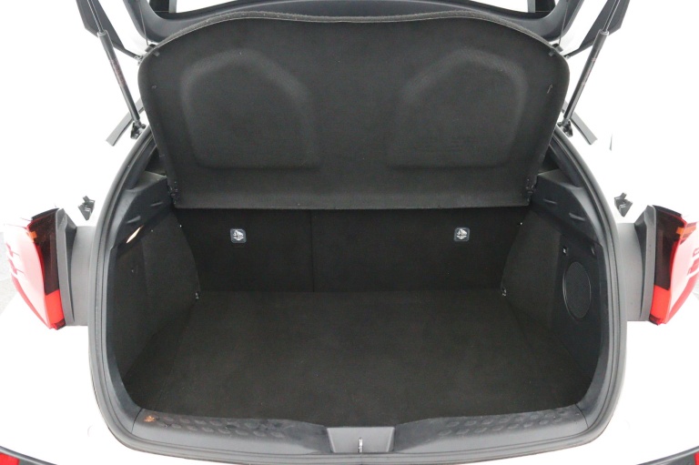 Toyota C-HR - 2.0 Hybrid First Edition 28