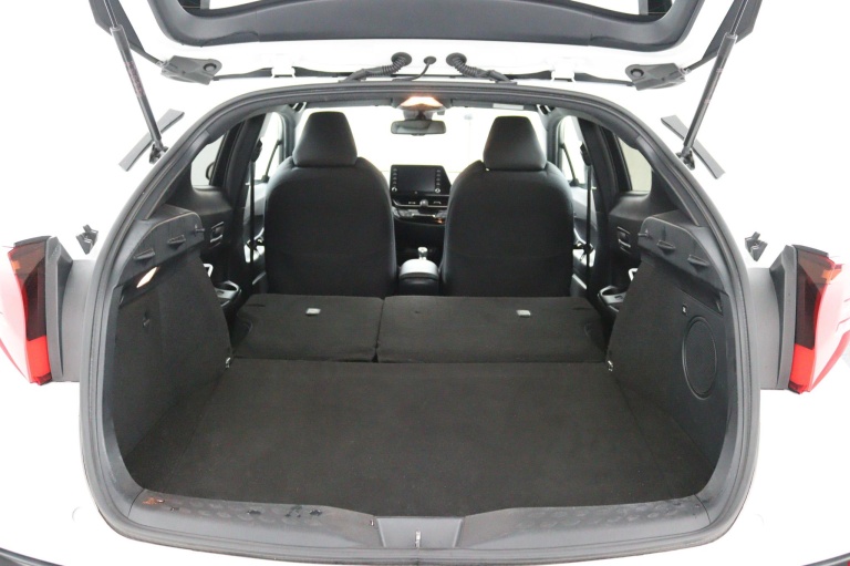 Toyota C-HR - 2.0 Hybrid First Edition 30