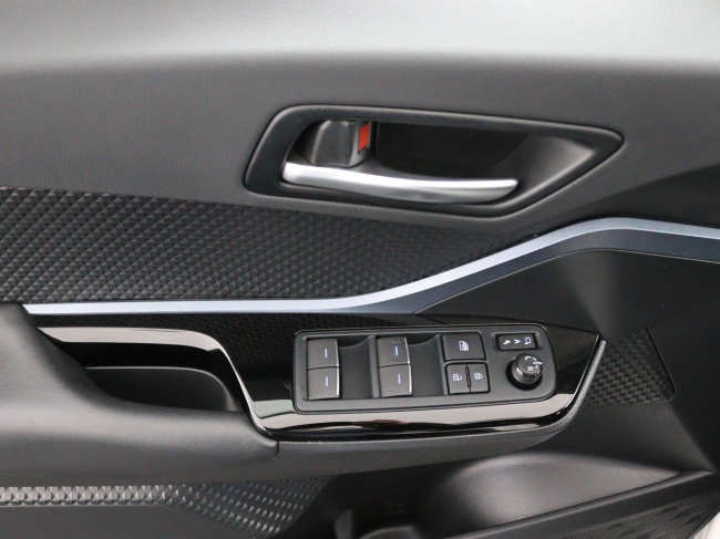 Toyota C-HR - 2.0 Hybrid First Edition