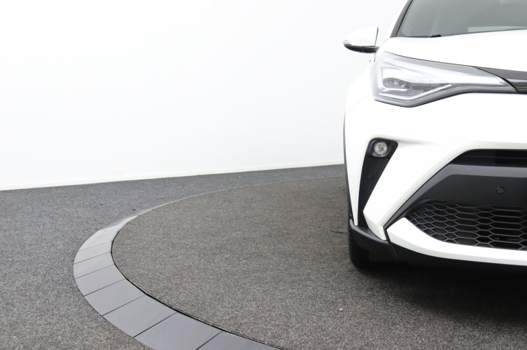Toyota C-HR - 2.0 Hybrid First Edition 36