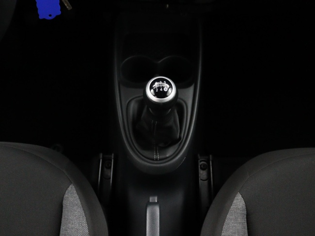 Toyota Aygo X - 1.0 VVT-i MT first