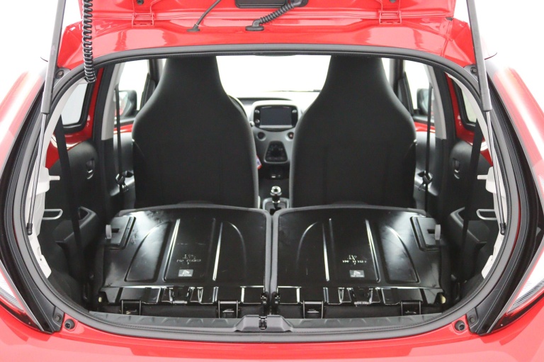 Toyota Aygo - 1.0 VVT-i x-joy Limited Automaat 29