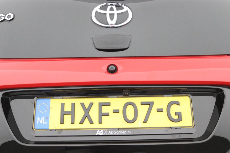 Toyota Aygo - 1.0 VVT-i x-joy Limited Automaat 35