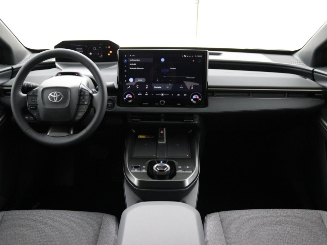 Toyota bZ4X - Dynamic 73 kWh