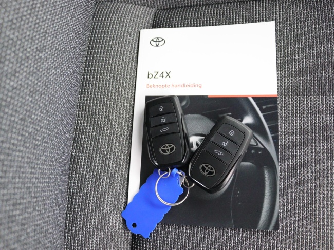 Toyota bZ4X - Dynamic 73 kWh