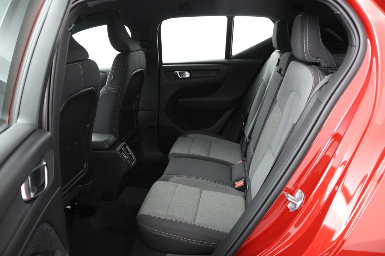 Volvo XC40 - 1.5 T3 Business Pro 12