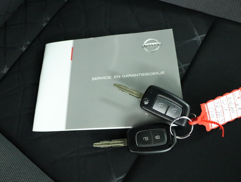 Nissan Micra - 0.9 IG-T N-Connecta 11