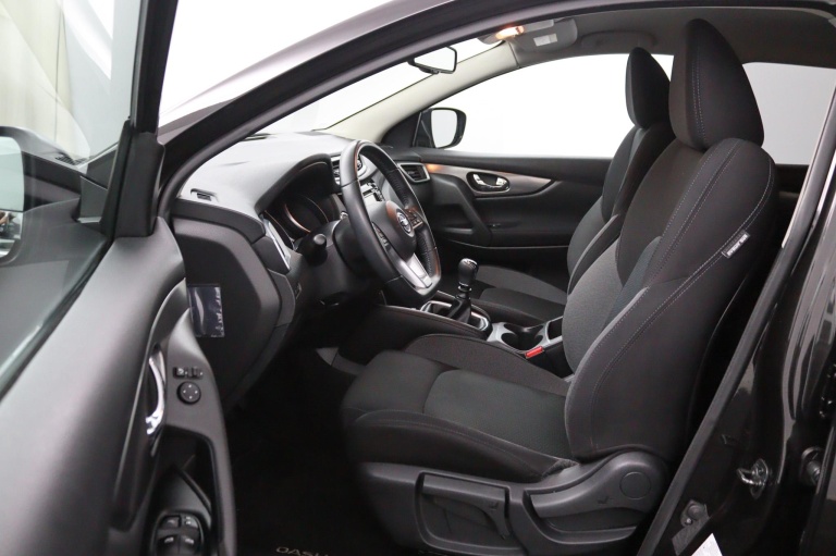 Nissan Qashqai - 1.2 N-Connecta 17