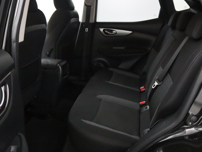 Nissan Qashqai - 1.2 N-Connecta