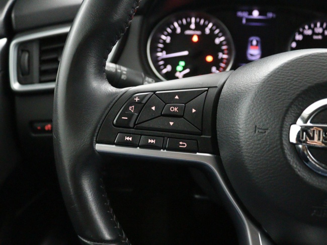 Nissan Qashqai - 1.2 N-Connecta