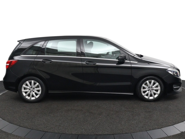 Mercedes-Benz B-klasse - 180 Lease Edition Plus 12