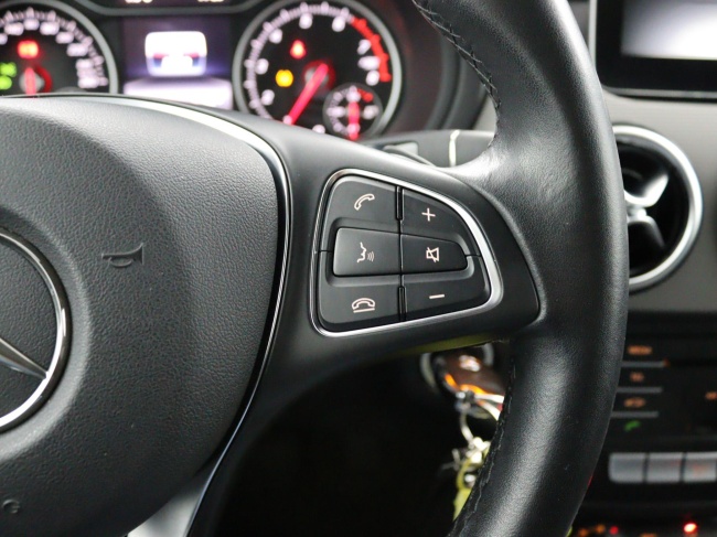 Mercedes-Benz B-klasse - 180 Lease Edition Plus