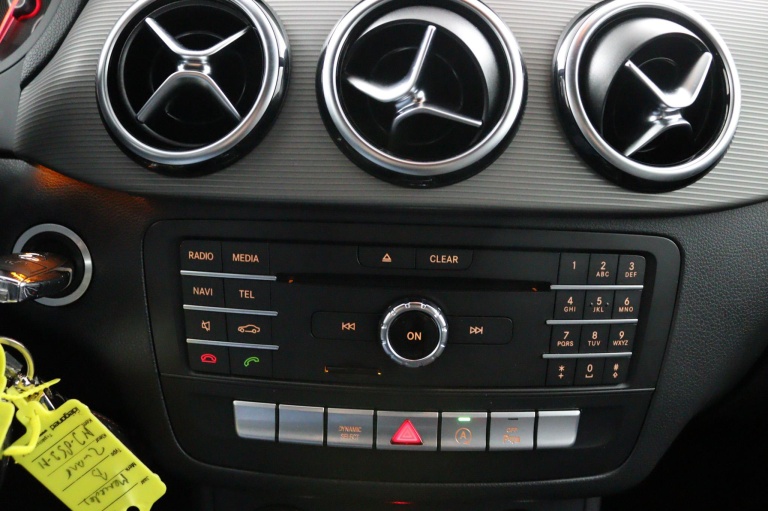 Mercedes-Benz B-klasse - 180 Lease Edition Plus 35