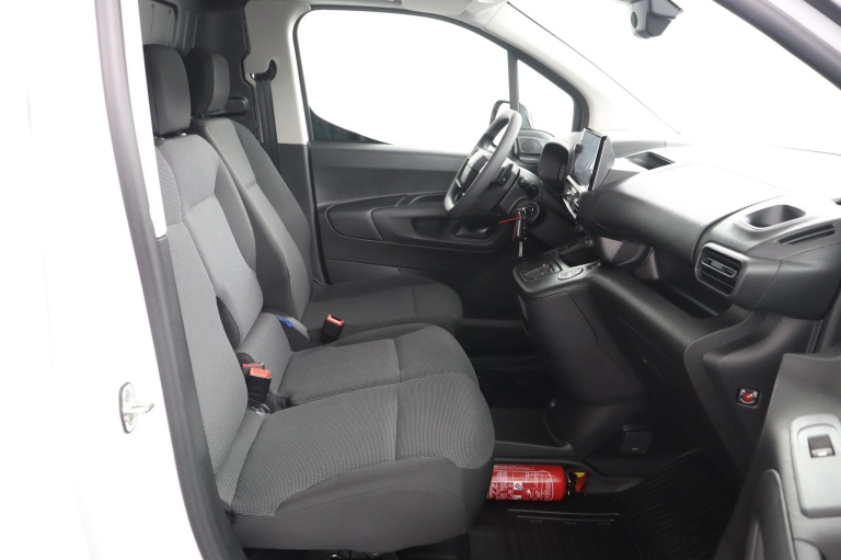 Toyota PROACE CITY Electric - Navigator Long 50 kWh 22
