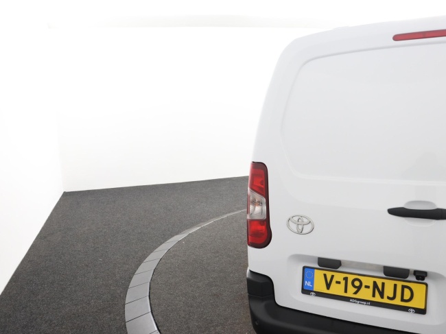 Toyota PROACE CITY Electric - Navigator Long 50 kWh