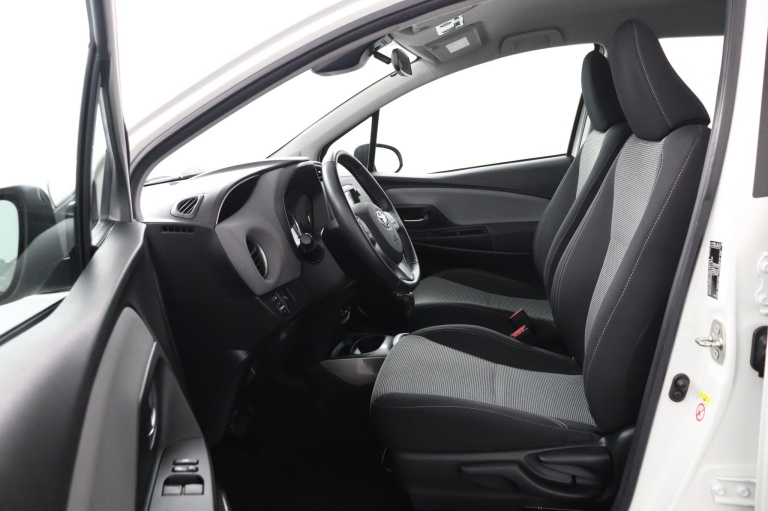 Toyota Yaris - 1.5 Hybrid Trend 17