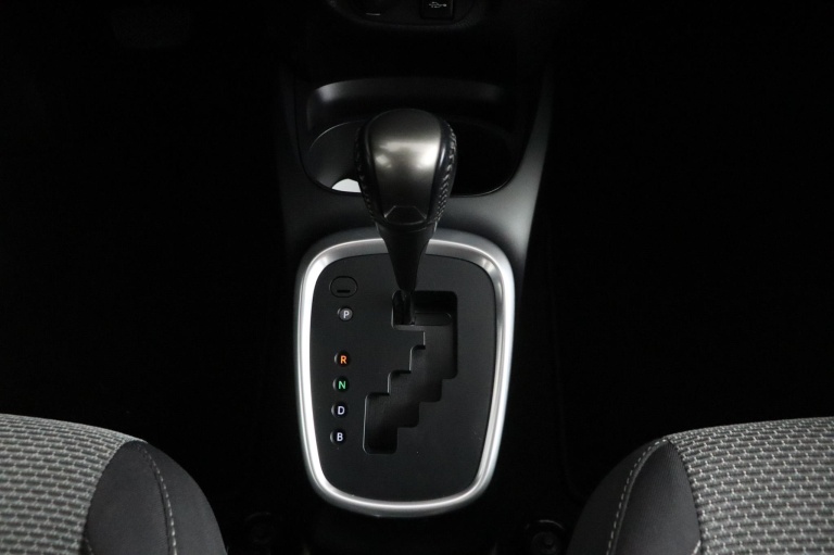 Toyota Yaris - 1.5 Hybrid Trend 27