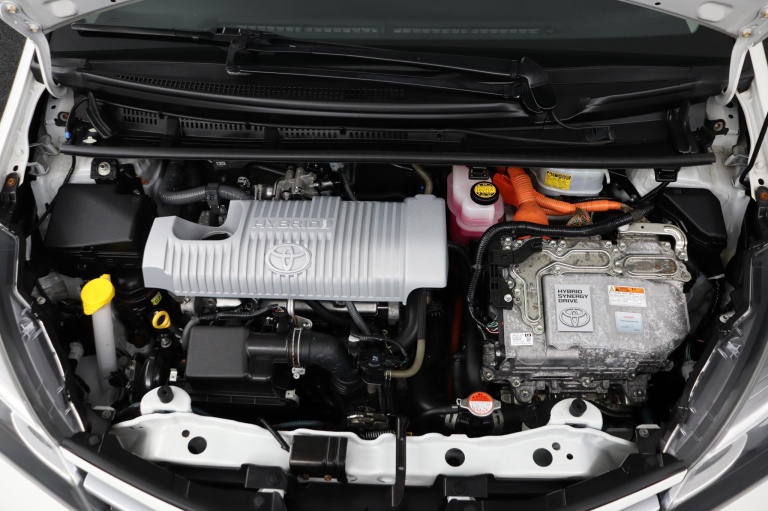 Toyota Yaris - 1.5 Hybrid Trend 36