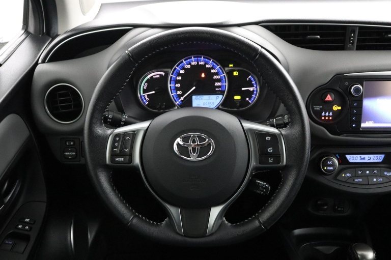 Toyota Yaris - 1.5 Hybrid Trend 43