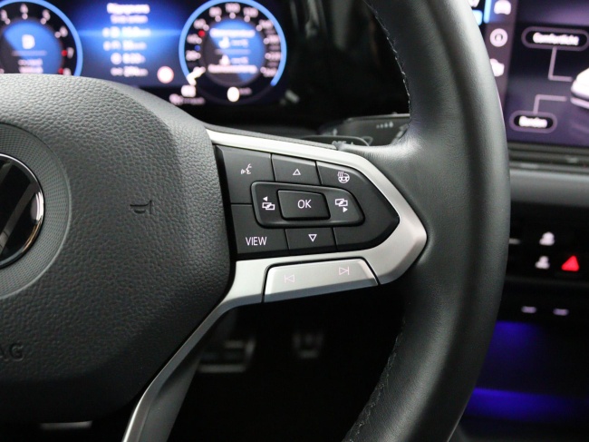 Volkswagen Golf - 1.5 eTSI Style