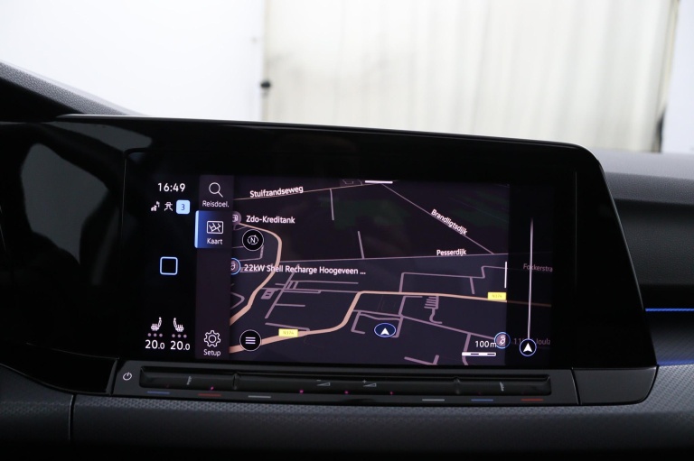 Volkswagen Golf - 1.5 eTSI Style 27