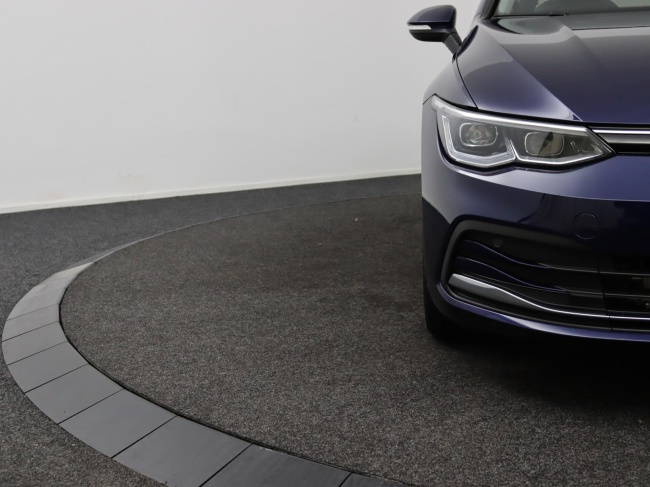 Volkswagen Golf - 1.5 eTSI Style