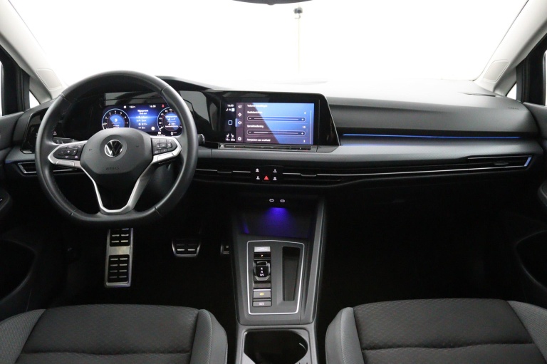 Volkswagen Golf - 1.5 eTSI Style 4