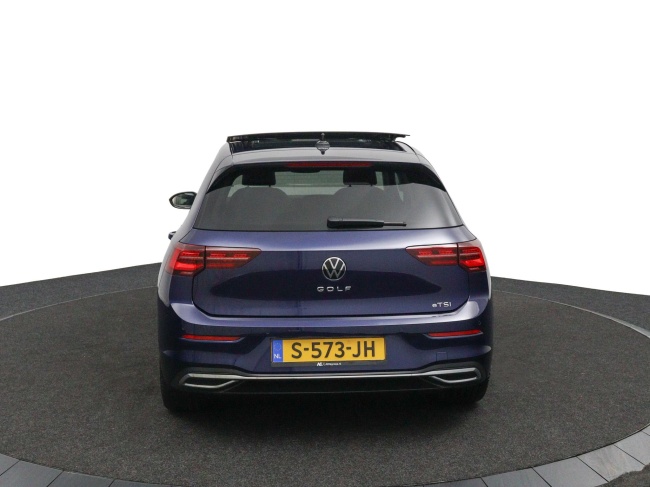 Volkswagen Golf - 1.5 eTSI Style