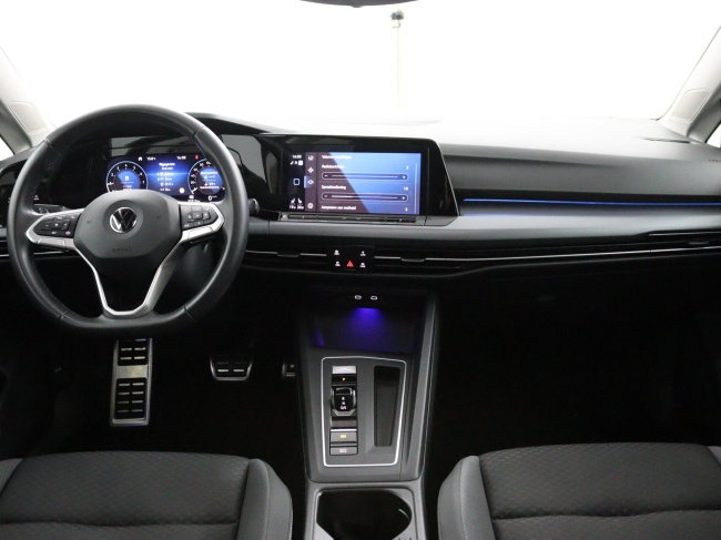 Volkswagen Golf - 1.5 eTSI Style