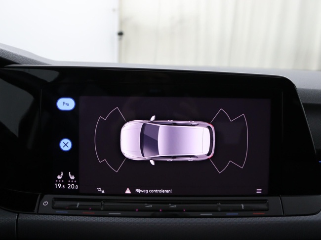 Volkswagen Golf - 1.5 eTSI Style