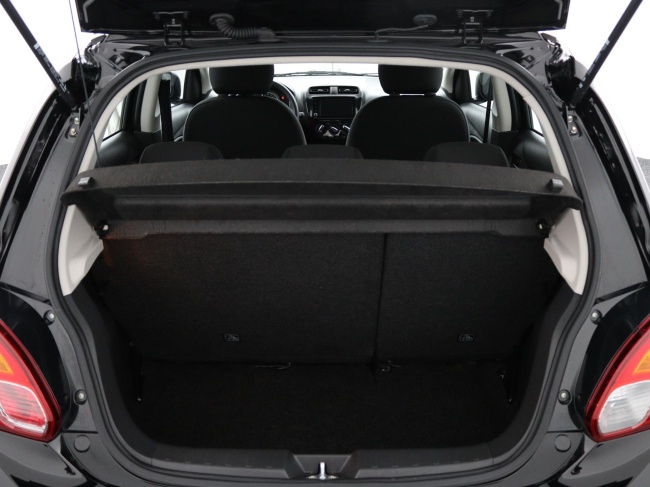 Mitsubishi Space Star - 1.2 Connect+