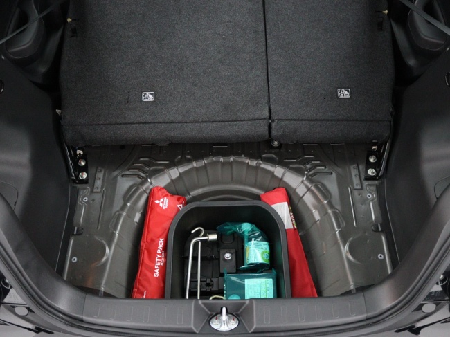 Mitsubishi Space Star - 1.2 Connect+