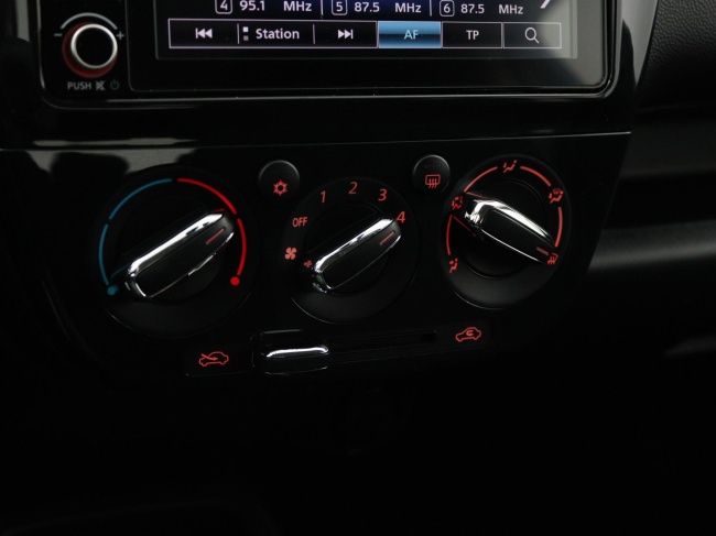 Mitsubishi Space Star - 1.2 Connect+