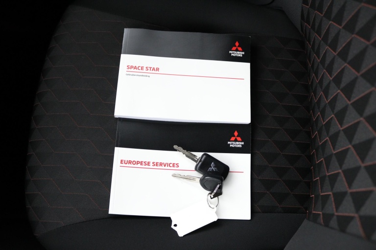 Mitsubishi Space Star - 1.2 Connect+ 8