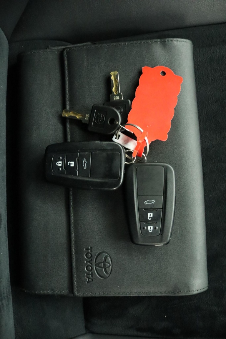 Toyota RAV4 - 2.5 Hybrid AWD GR SPORT 11