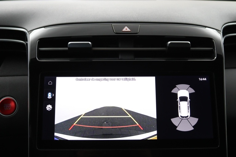 Hyundai Tucson - 1.6 T-GDI HEV Comfort Smart 13