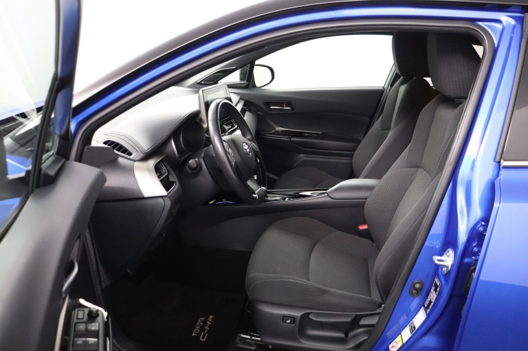 Toyota C-HR - 1.8 Hybrid Bi-Tone 16