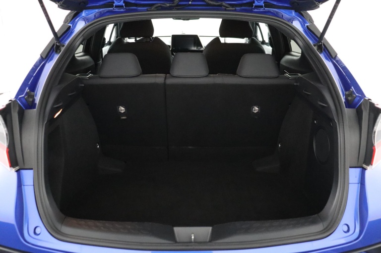 Toyota C-HR - 1.8 Hybrid Bi-Tone 22