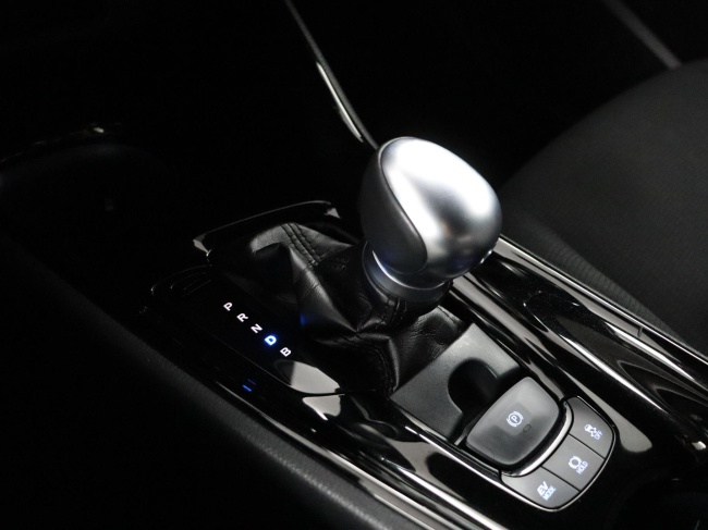 Toyota C-HR - 1.8 Hybrid Bi-Tone