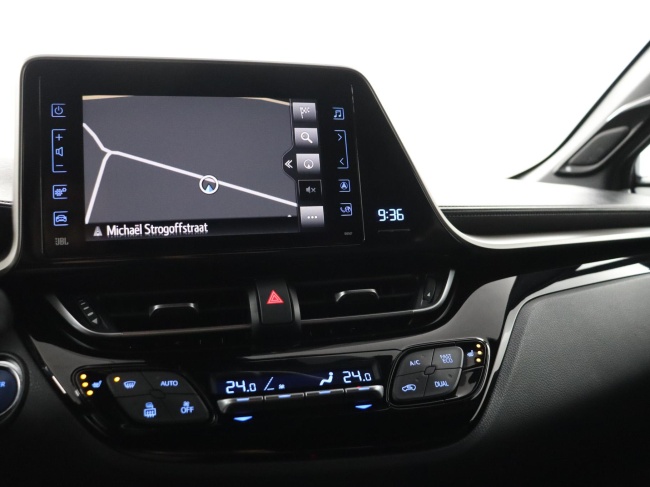 Toyota C-HR - 1.8 Hybrid Bi-Tone