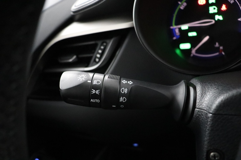 Toyota C-HR - 1.8 Hybrid Bi-Tone 30