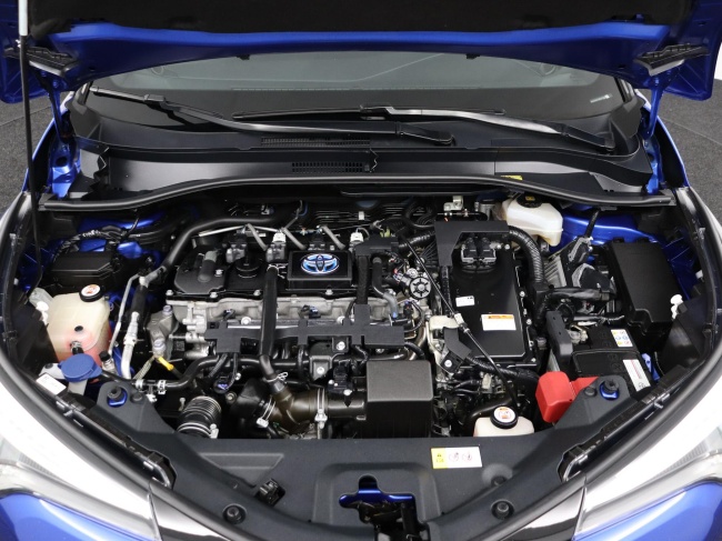Toyota C-HR - 1.8 Hybrid Bi-Tone