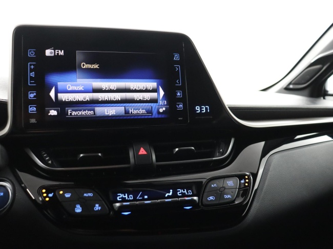 Toyota C-HR - 1.8 Hybrid Bi-Tone