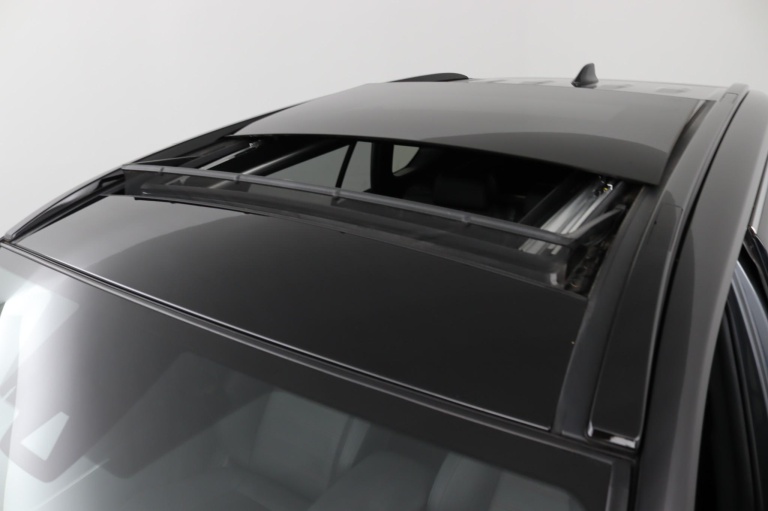 Toyota RAV4 - 2.5 Plug-in Hybrid AWD Bi-Tone Plus 10