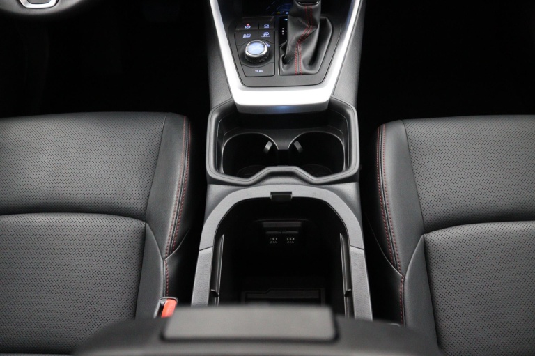 Toyota RAV4 - 2.5 Plug-in Hybrid AWD Bi-Tone Plus 26