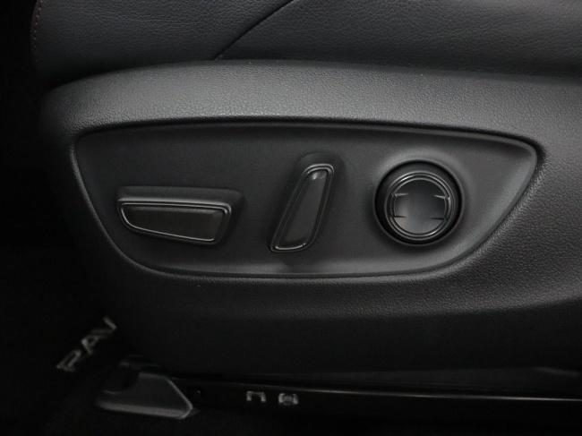 Toyota RAV4 - 2.5 Plug-in Hybrid AWD Bi-Tone Plus