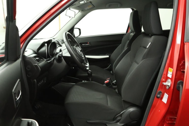 Suzuki Swift - 1.2 Stijl Smart Hybrid 17